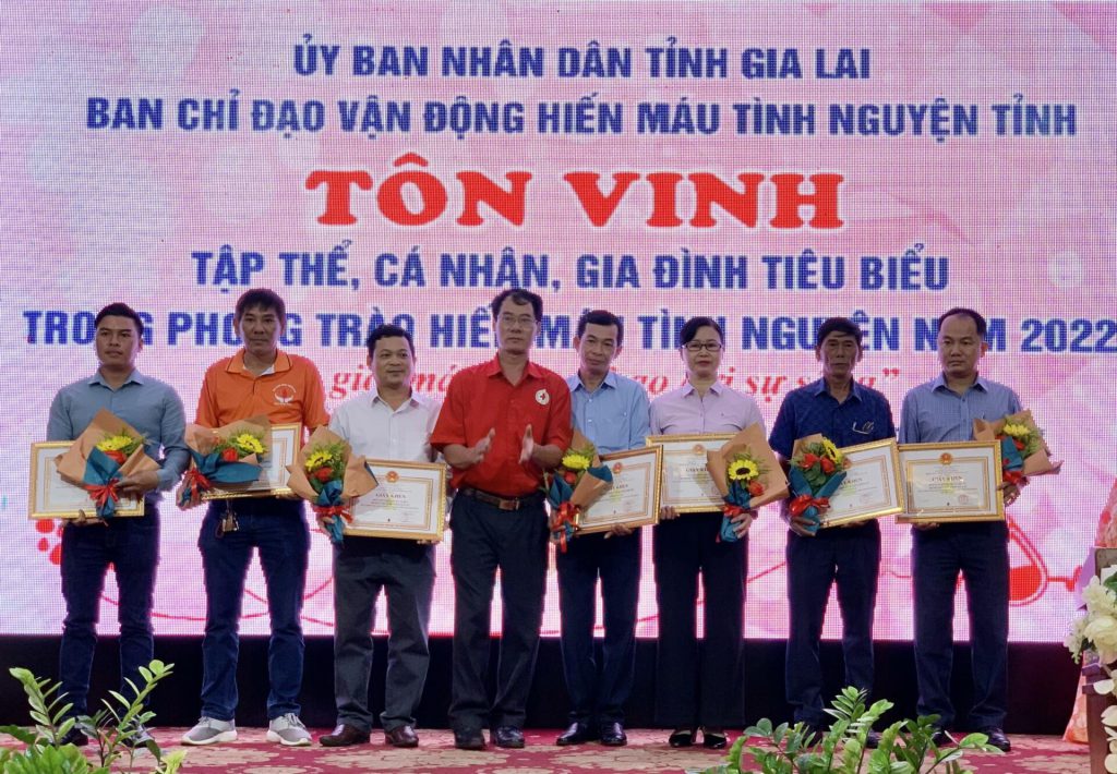 HỘI CHỮ THẬP ĐỎ VIỆT NAM