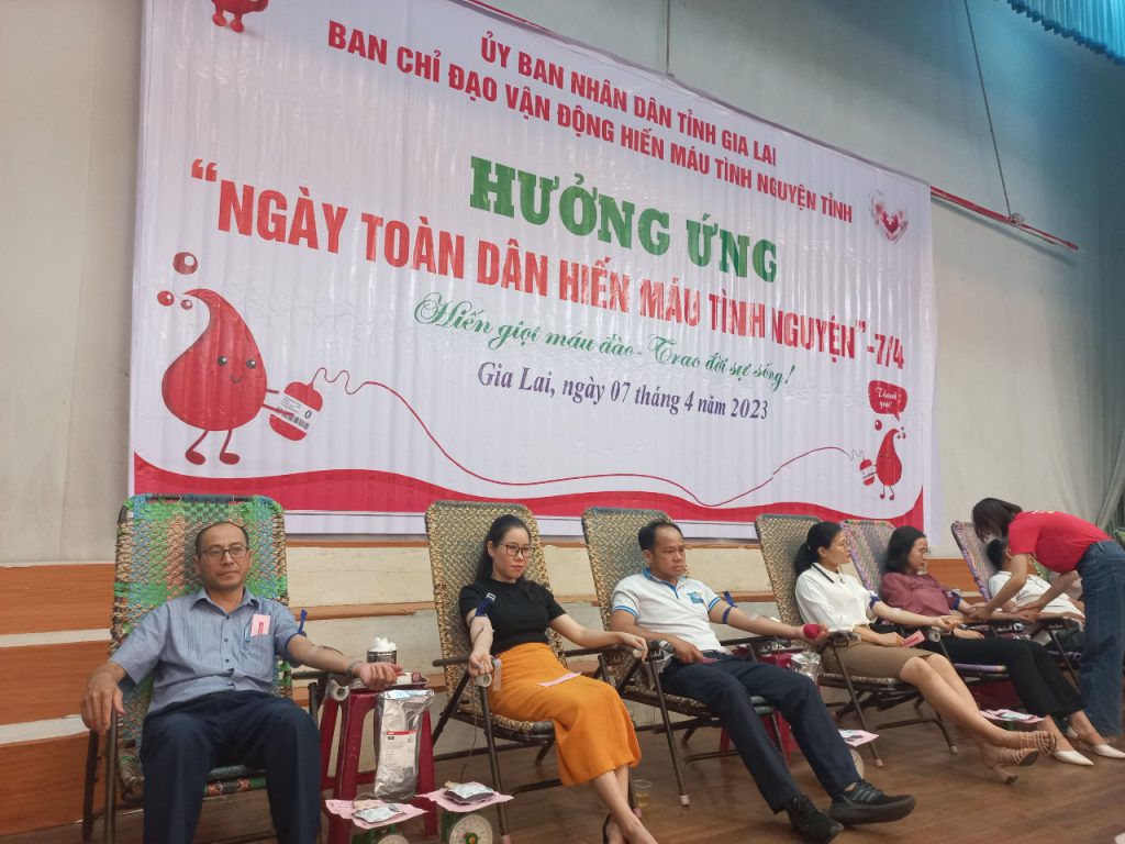 HỘI CHỮ THẬP ĐỎ VIỆT NAM