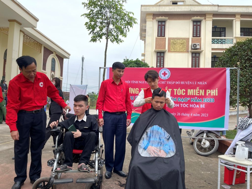 HỘI CHỮ THẬP ĐỎ VIỆT NAM
