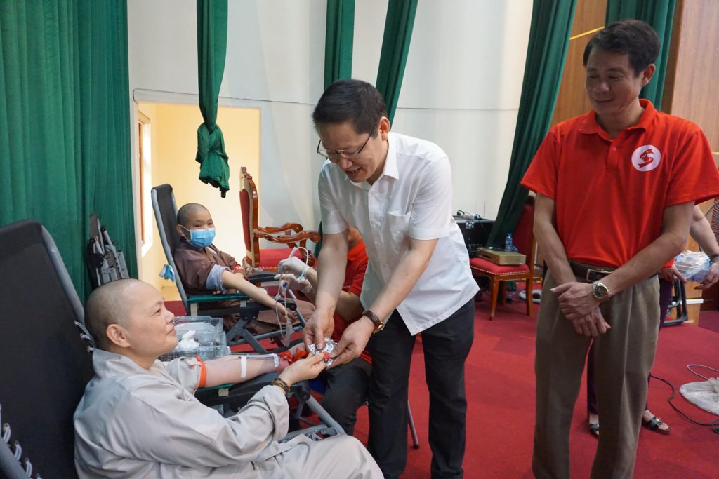 HỘI CHỮ THẬP ĐỎ VIỆT NAM