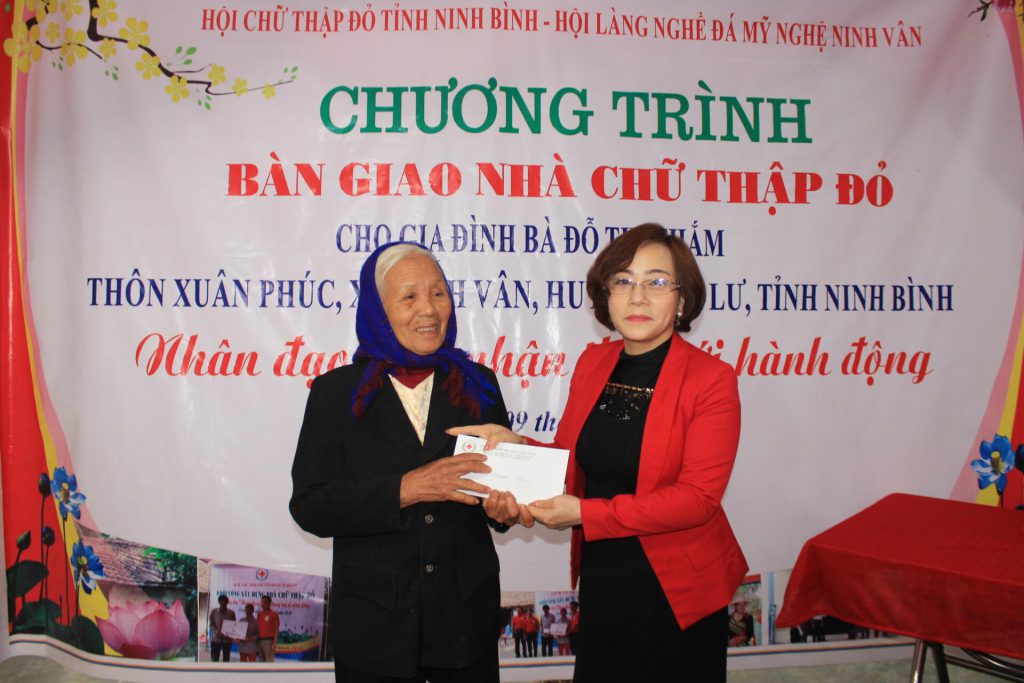 HỘI CHỮ THẬP ĐỎ VIỆT NAM