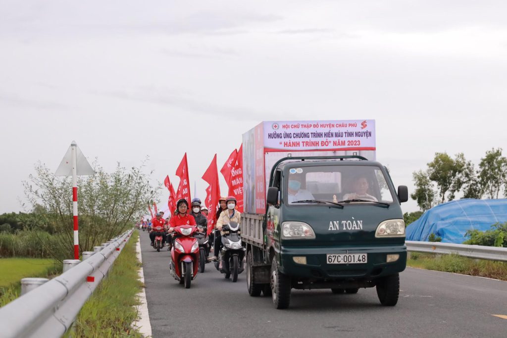 HỘI CHỮ THẬP ĐỎ VIỆT NAM