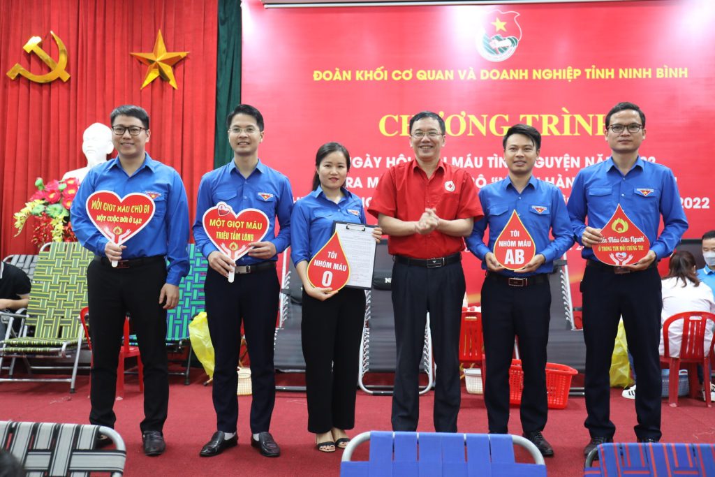 HỘI CHỮ THẬP ĐỎ VIỆT NAM