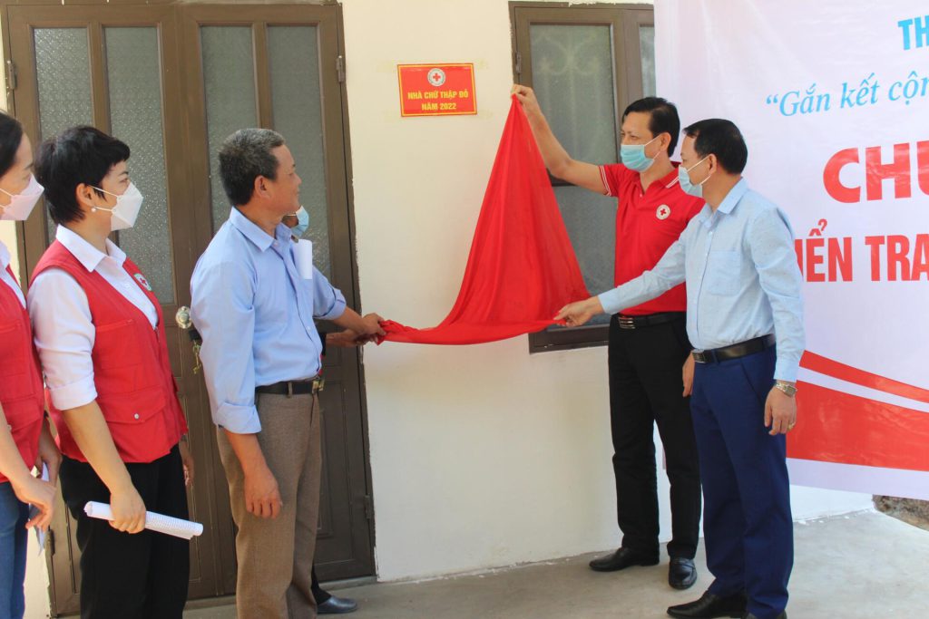 HỘI CHỮ THẬP ĐỎ VIỆT NAM