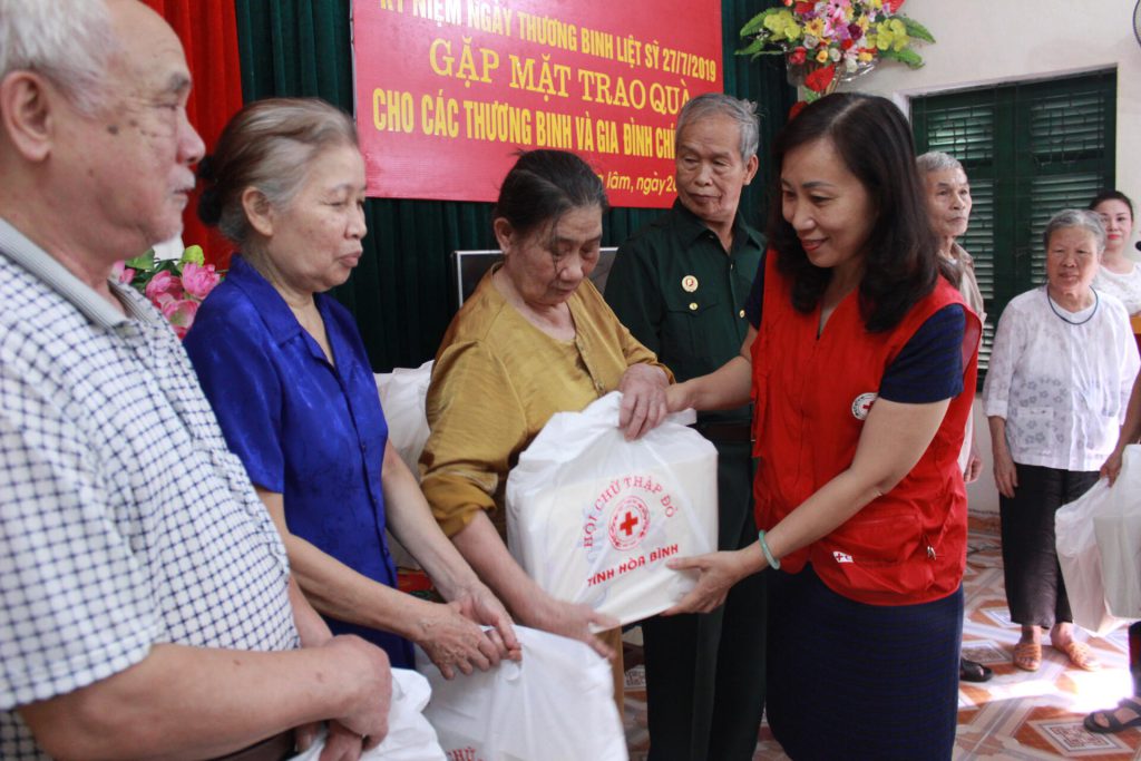 HỘI CHỮ THẬP ĐỎ VIỆT NAM