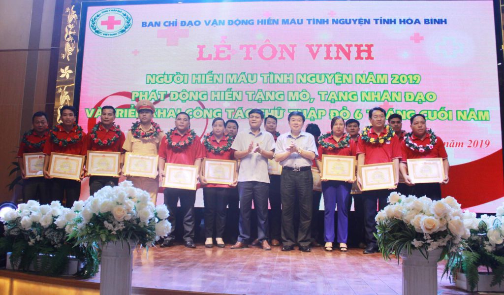 HỘI CHỮ THẬP ĐỎ VIỆT NAM