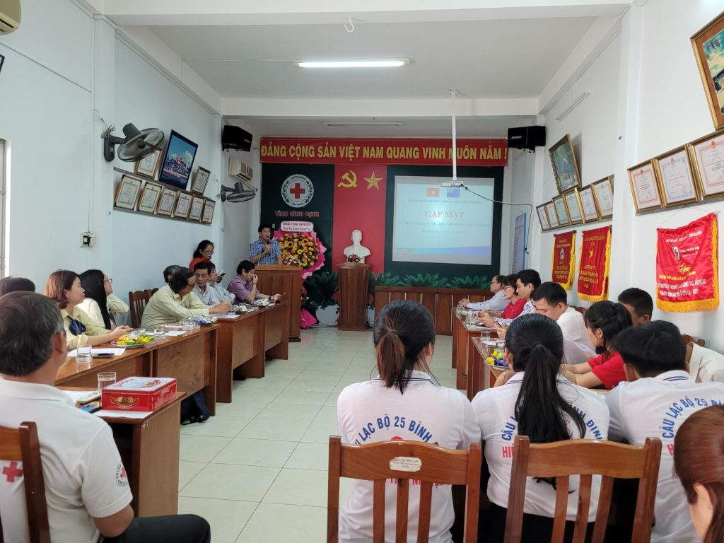 HỘI CHỮ THẬP ĐỎ VIỆT NAM