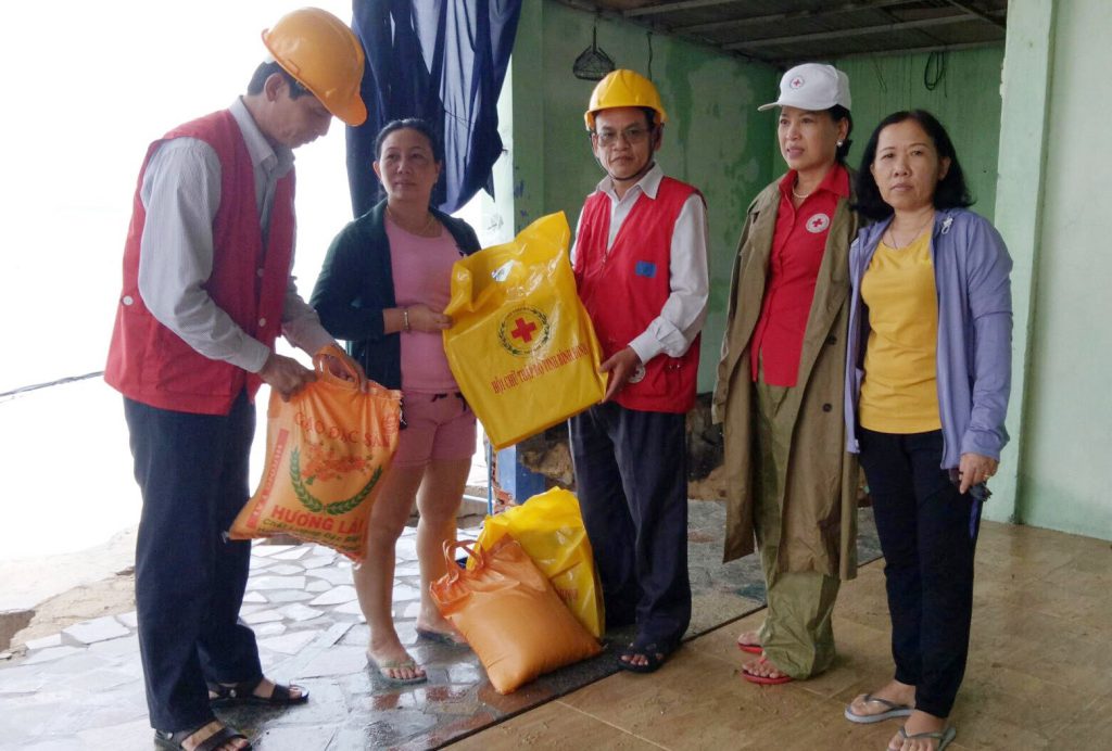 HỘI CHỮ THẬP ĐỎ VIỆT NAM