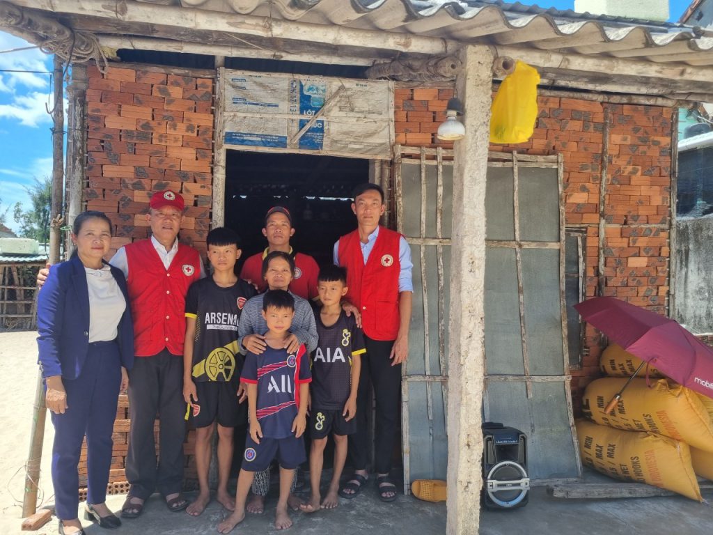 HỘI CHỮ THẬP ĐỎ VIỆT NAM