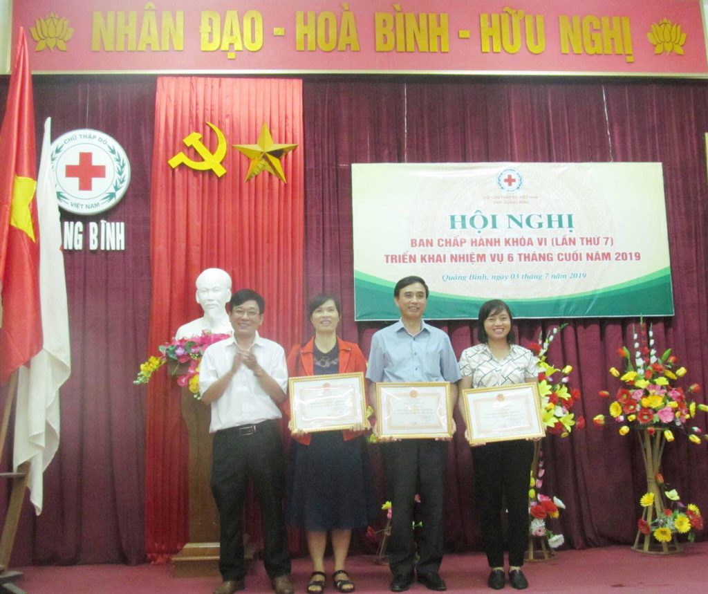 HỘI CHỮ THẬP ĐỎ VIỆT NAM