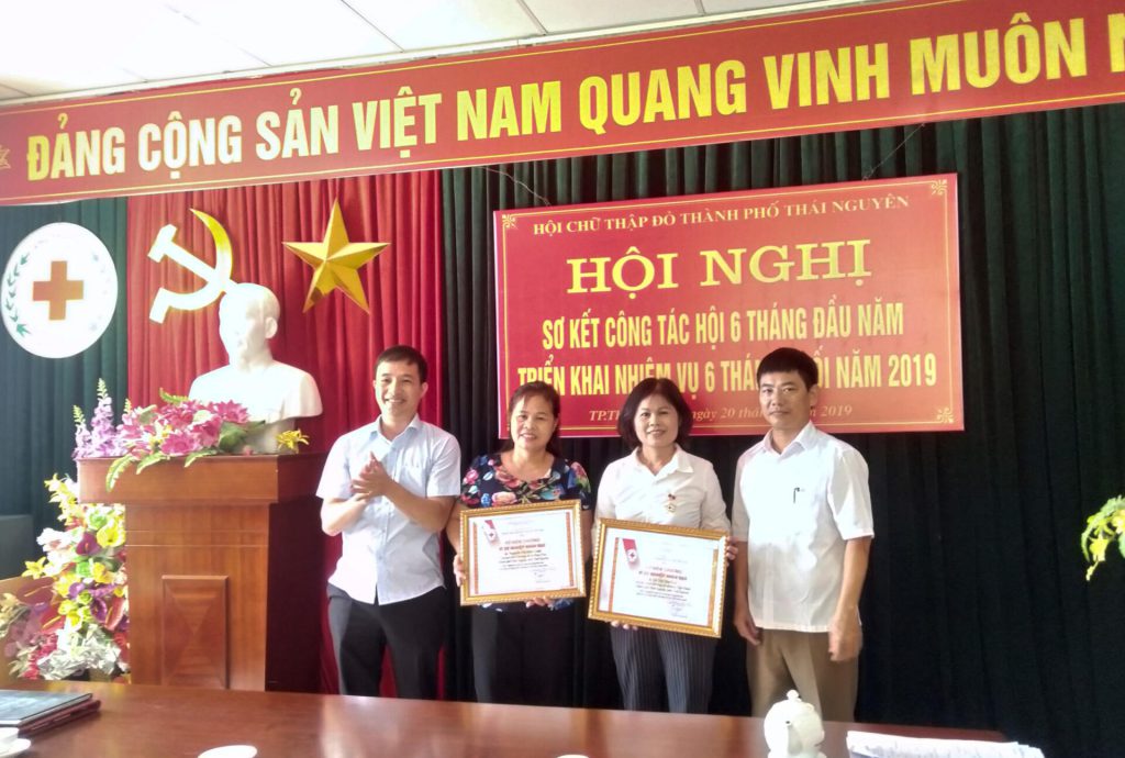 HỘI CHỮ THẬP ĐỎ VIỆT NAM