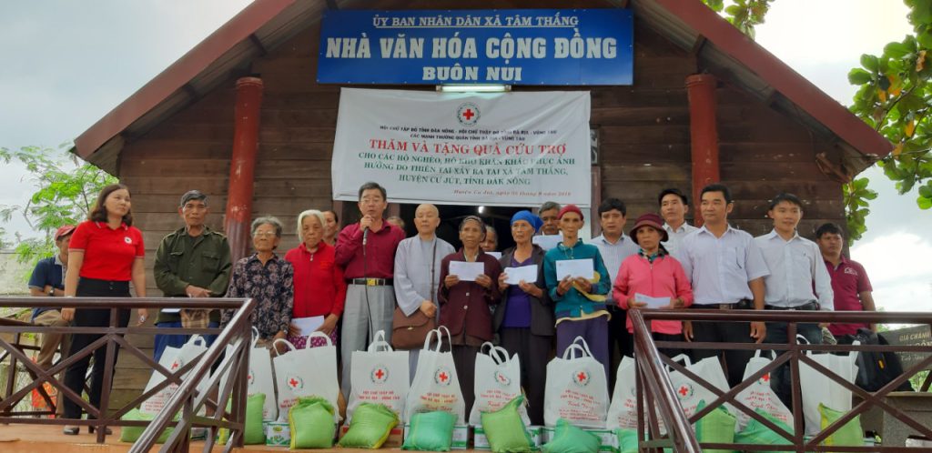 HỘI CHỮ THẬP ĐỎ VIỆT NAM