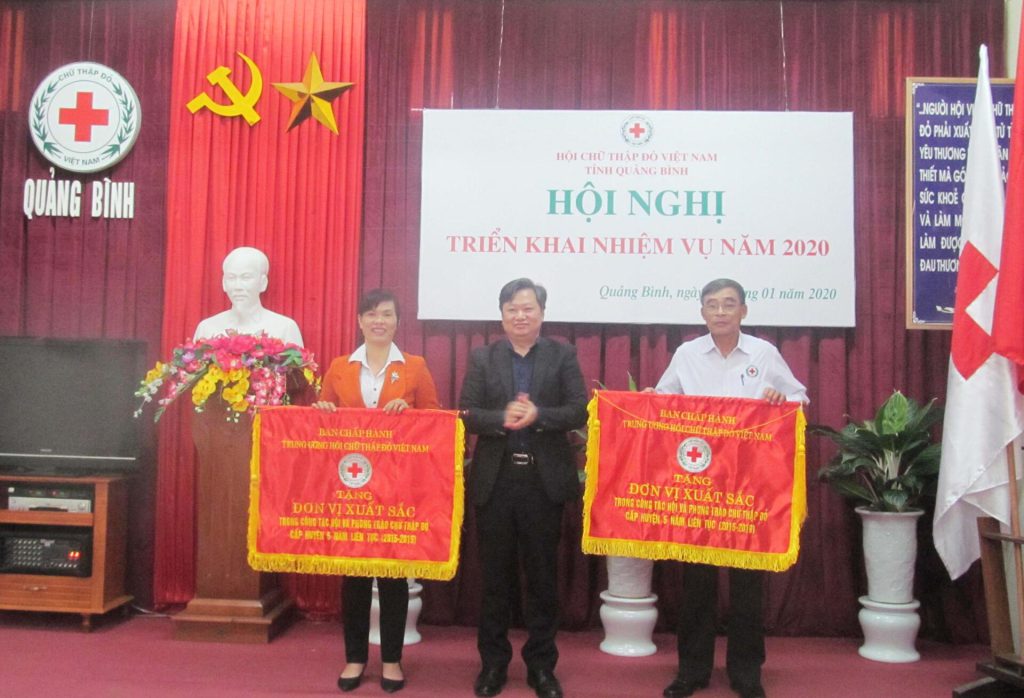 HỘI CHỮ THẬP ĐỎ VIỆT NAM