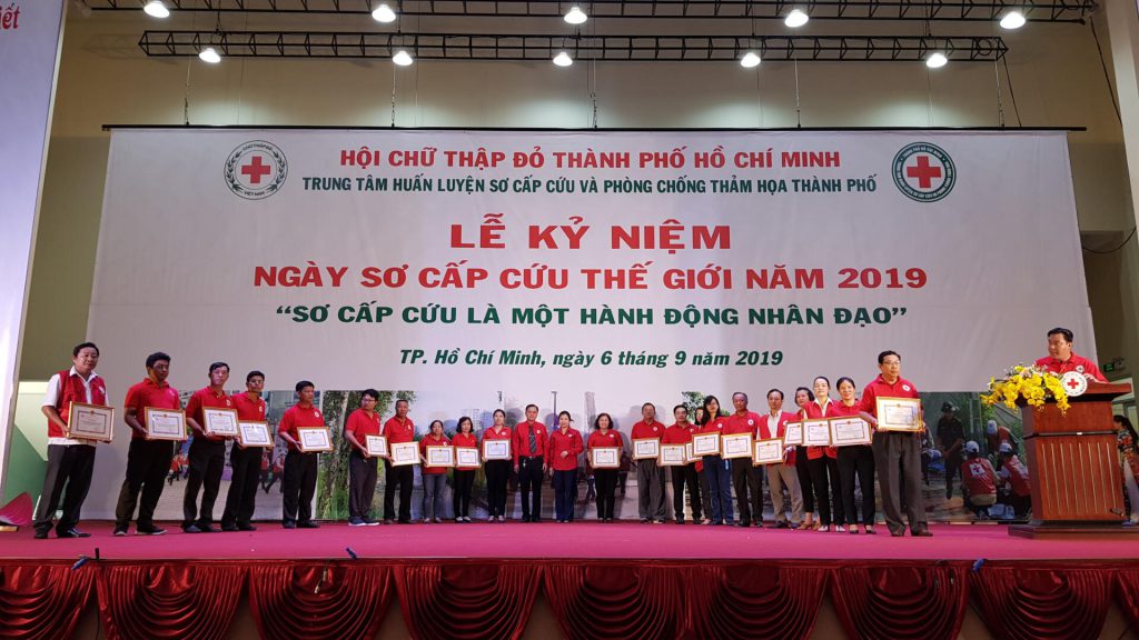 HỘI CHỮ THẬP ĐỎ VIỆT NAM