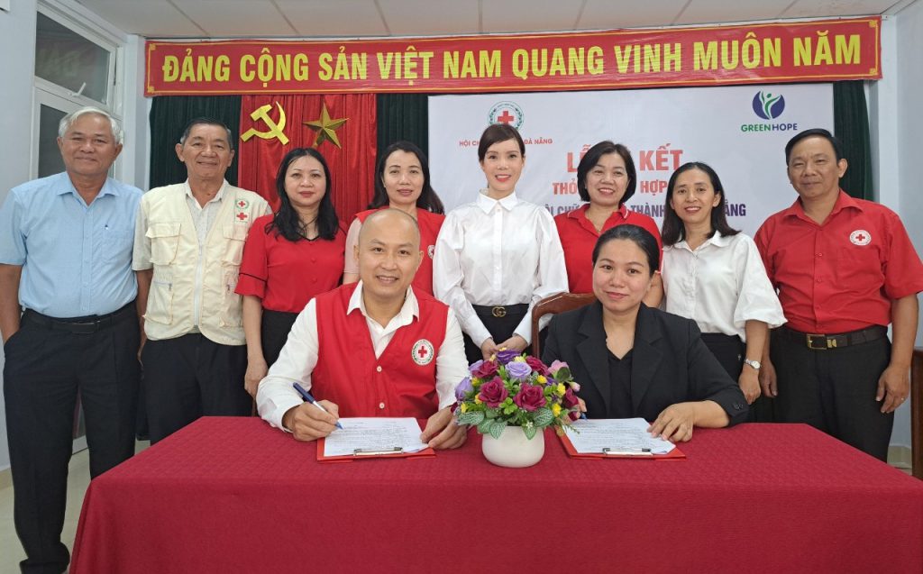 HỘI CHỮ THẬP ĐỎ VIỆT NAM