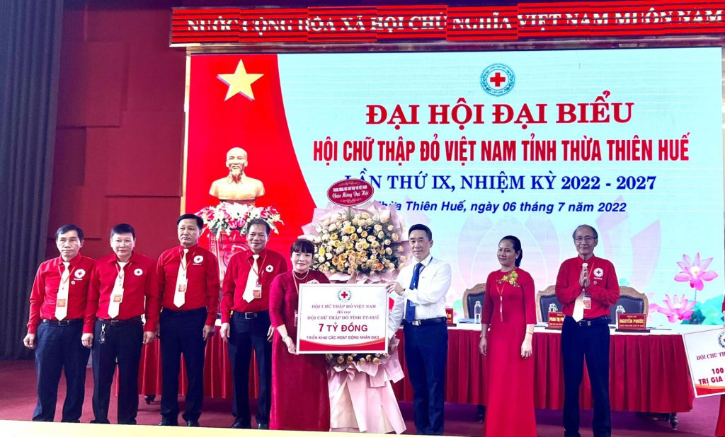 HỘI CHỮ THẬP ĐỎ VIỆT NAM