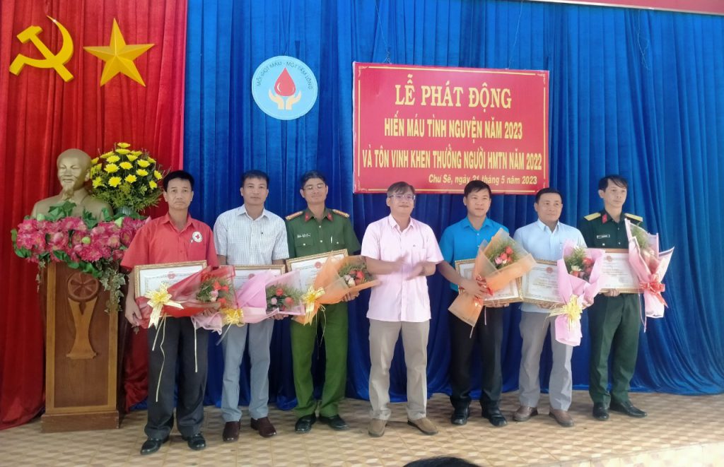 HỘI CHỮ THẬP ĐỎ VIỆT NAM