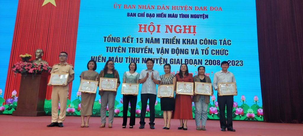 HỘI CHỮ THẬP ĐỎ VIỆT NAM