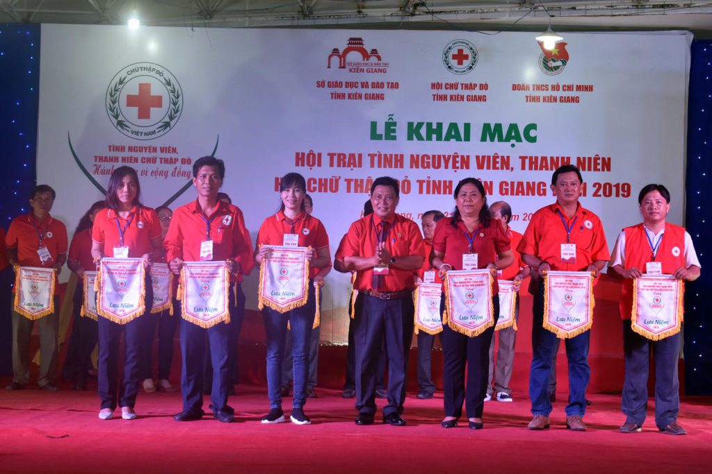 HỘI CHỮ THẬP ĐỎ VIỆT NAM