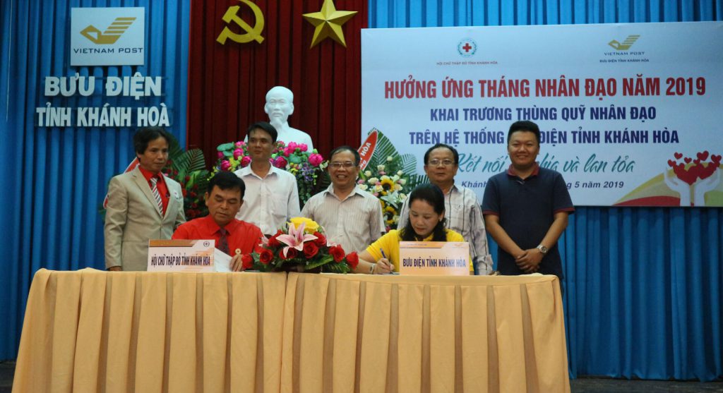 HỘI CHỮ THẬP ĐỎ VIỆT NAM