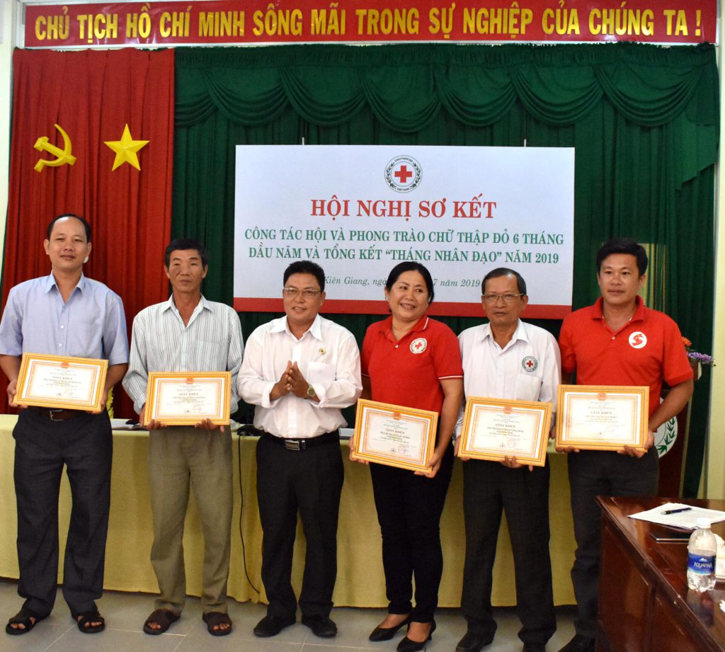 HỘI CHỮ THẬP ĐỎ VIỆT NAM