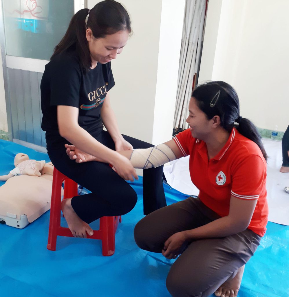 HỘI CHỮ THẬP ĐỎ VIỆT NAM