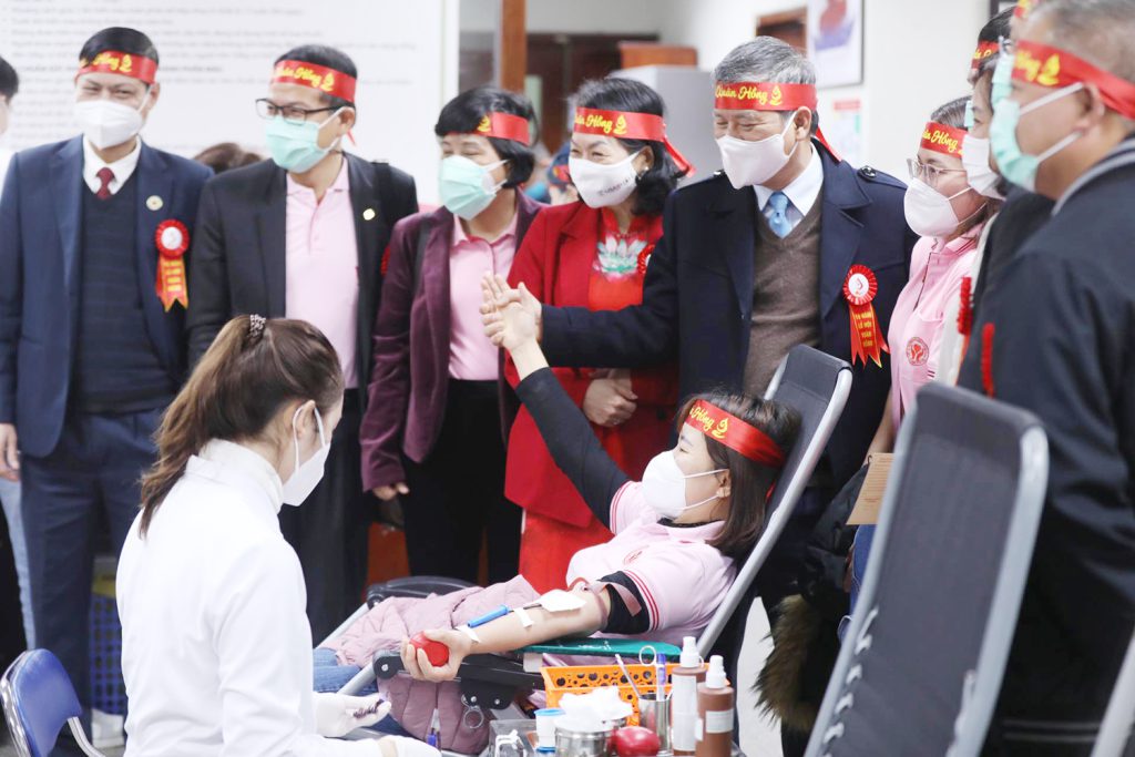 HỘI CHỮ THẬP ĐỎ VIỆT NAM