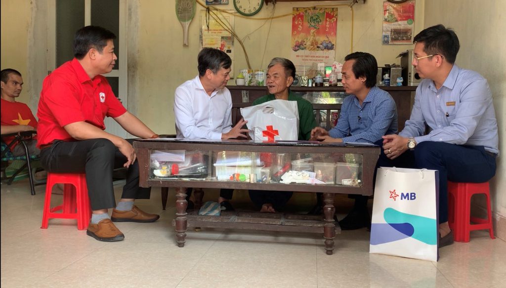 HỘI CHỮ THẬP ĐỎ VIỆT NAM