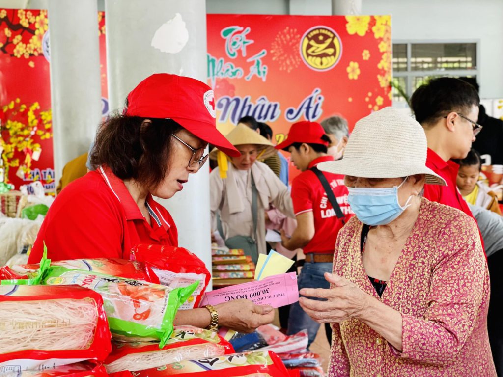 HỘI CHỮ THẬP ĐỎ VIỆT NAM