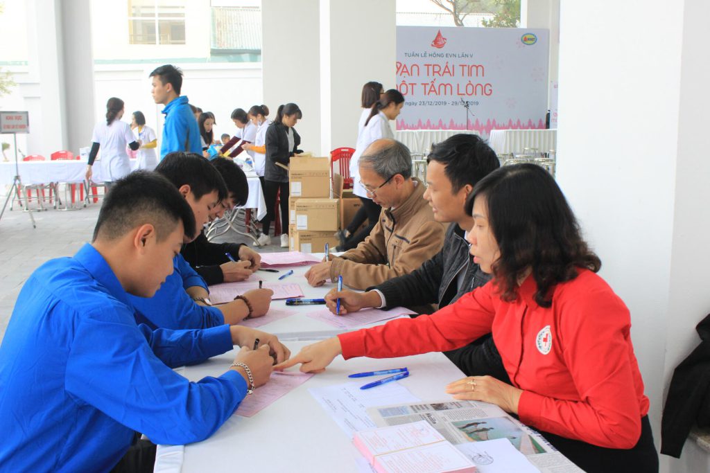 HỘI CHỮ THẬP ĐỎ VIỆT NAM