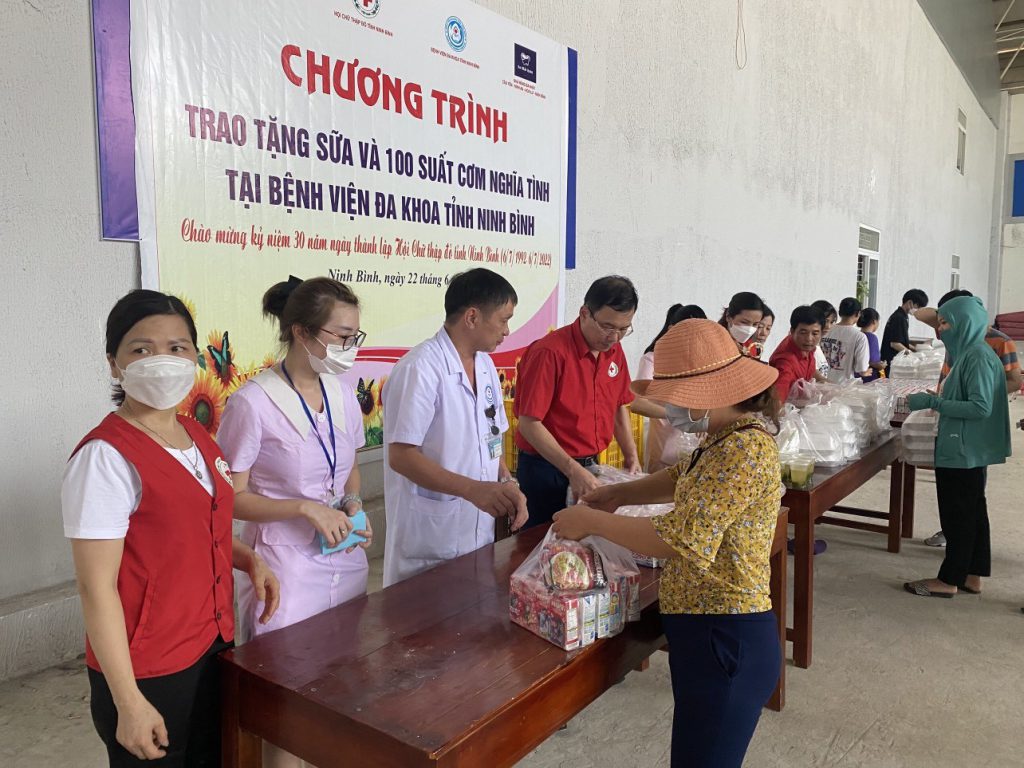 HỘI CHỮ THẬP ĐỎ VIỆT NAM