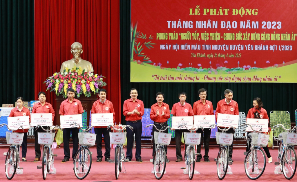 HỘI CHỮ THẬP ĐỎ VIỆT NAM