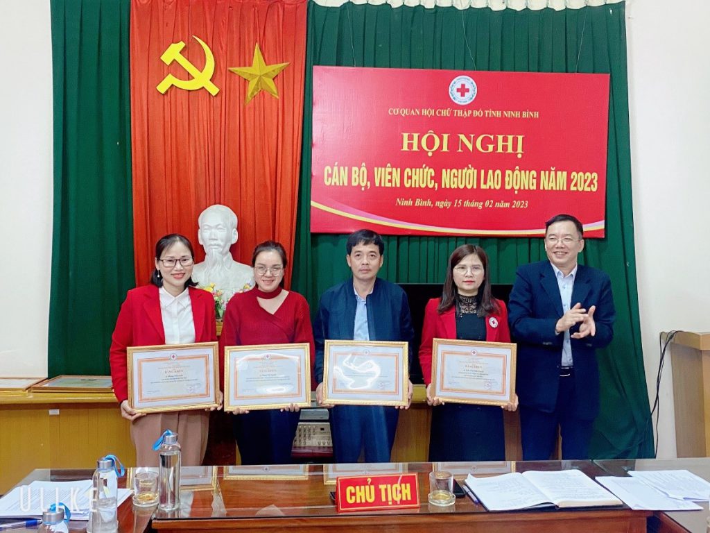 HỘI CHỮ THẬP ĐỎ VIỆT NAM