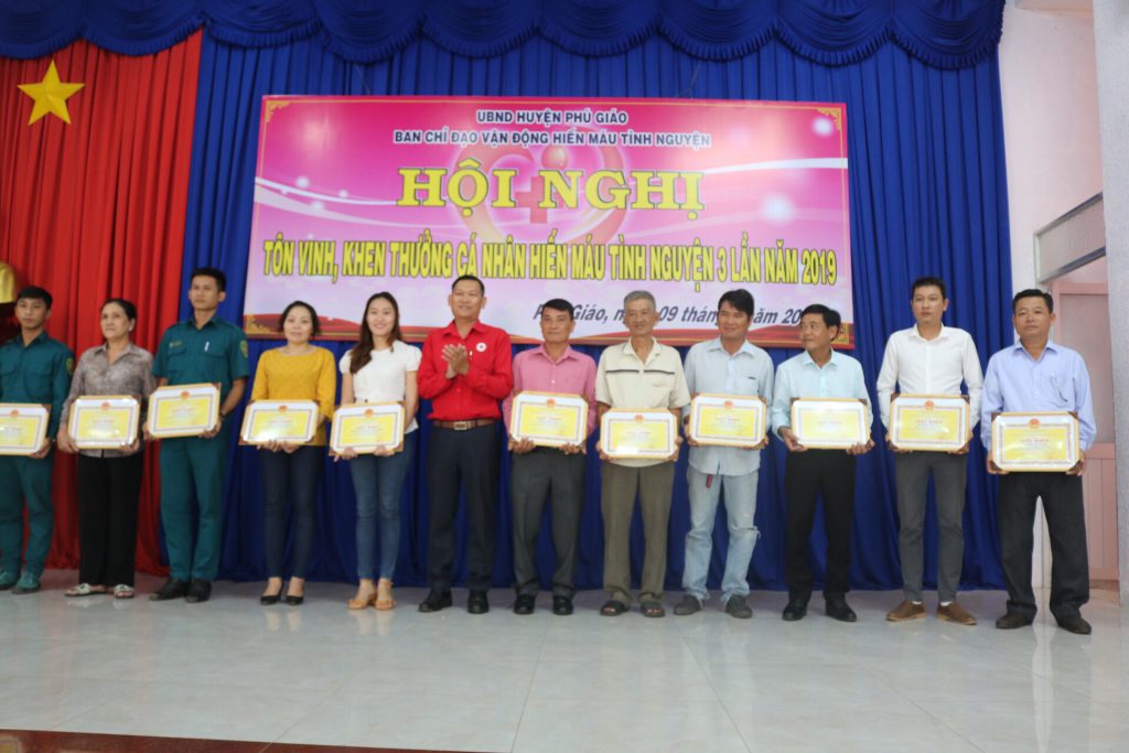 HỘI CHỮ THẬP ĐỎ VIỆT NAM