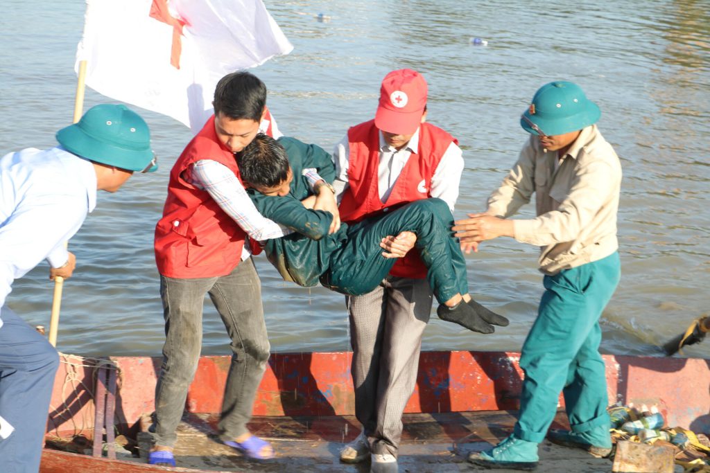 HỘI CHỮ THẬP ĐỎ VIỆT NAM