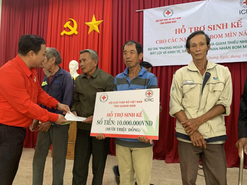 HỘI CHỮ THẬP ĐỎ VIỆT NAM