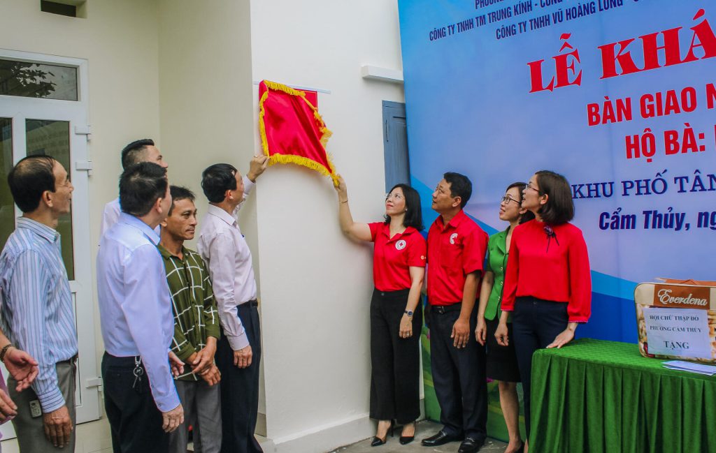 HỘI CHỮ THẬP ĐỎ VIỆT NAM