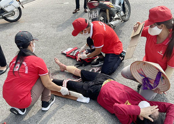 HỘI CHỮ THẬP ĐỎ VIỆT NAM