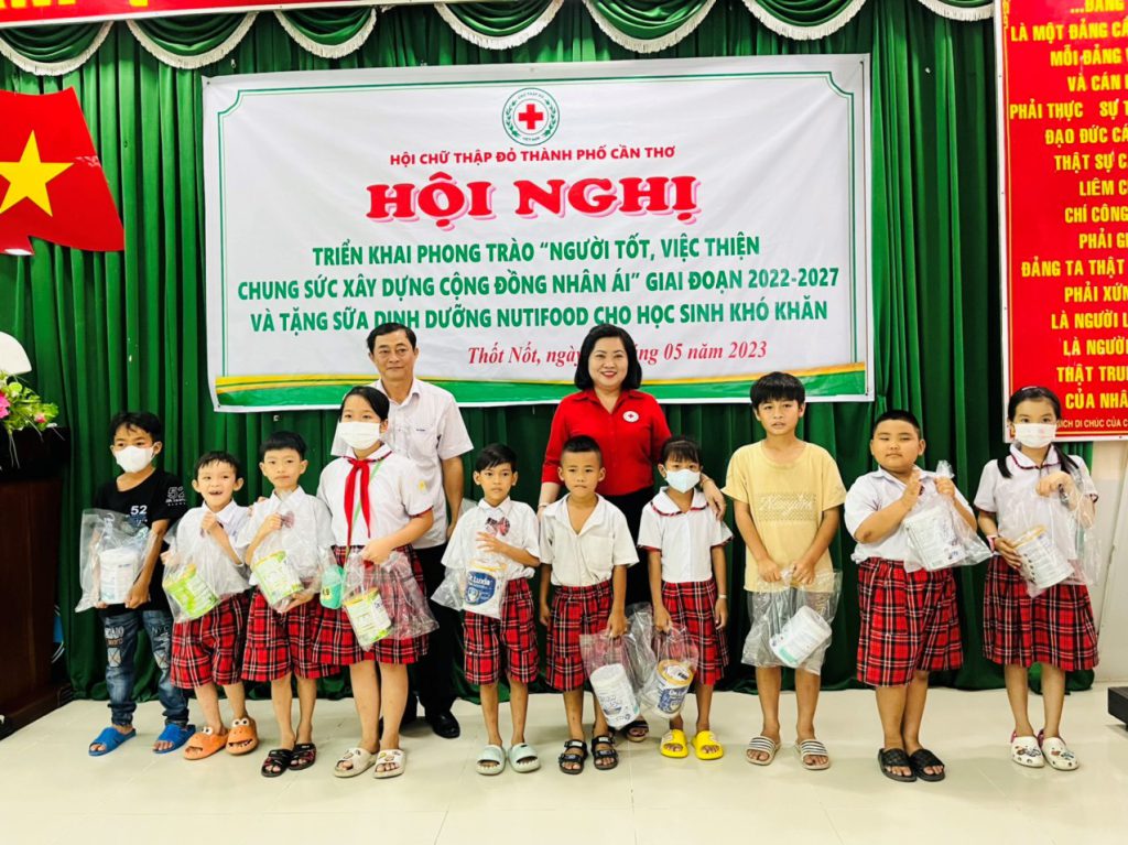 HỘI CHỮ THẬP ĐỎ VIỆT NAM