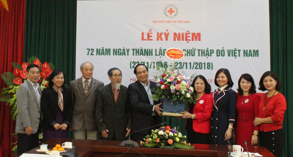HỘI CHỮ THẬP ĐỎ VIỆT NAM