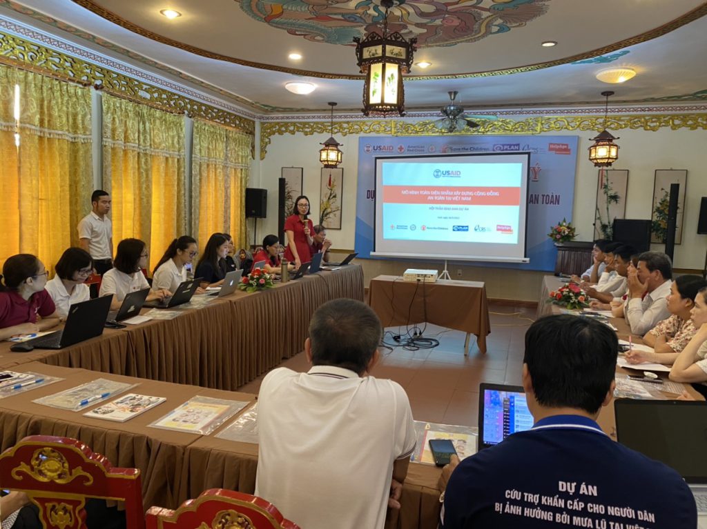 HỘI CHỮ THẬP ĐỎ VIỆT NAM