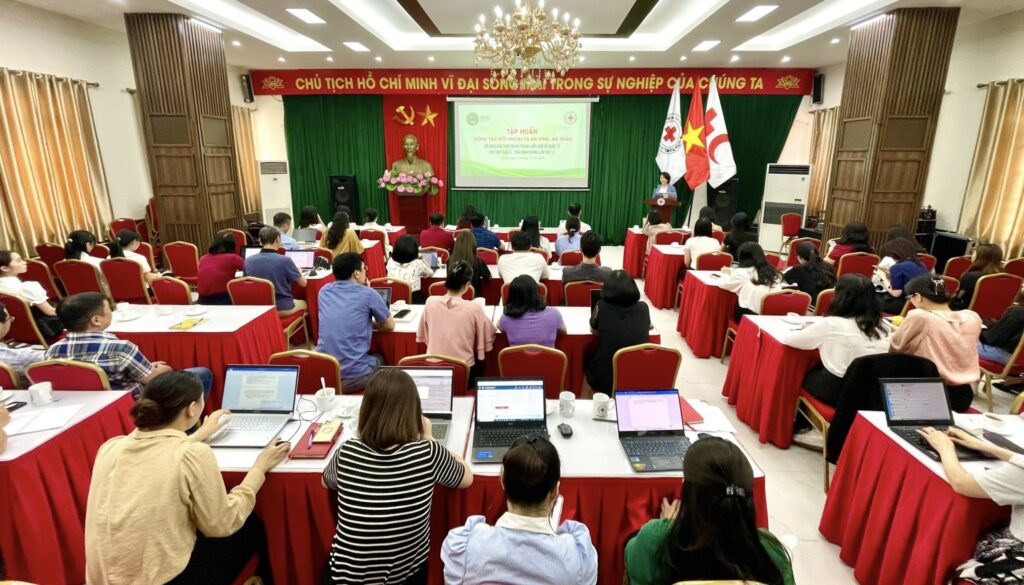 HỘI CHỮ THẬP ĐỎ VIỆT NAM