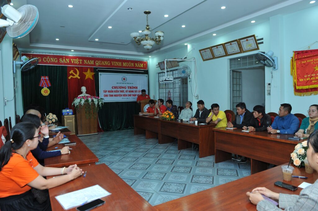 HỘI CHỮ THẬP ĐỎ VIỆT NAM