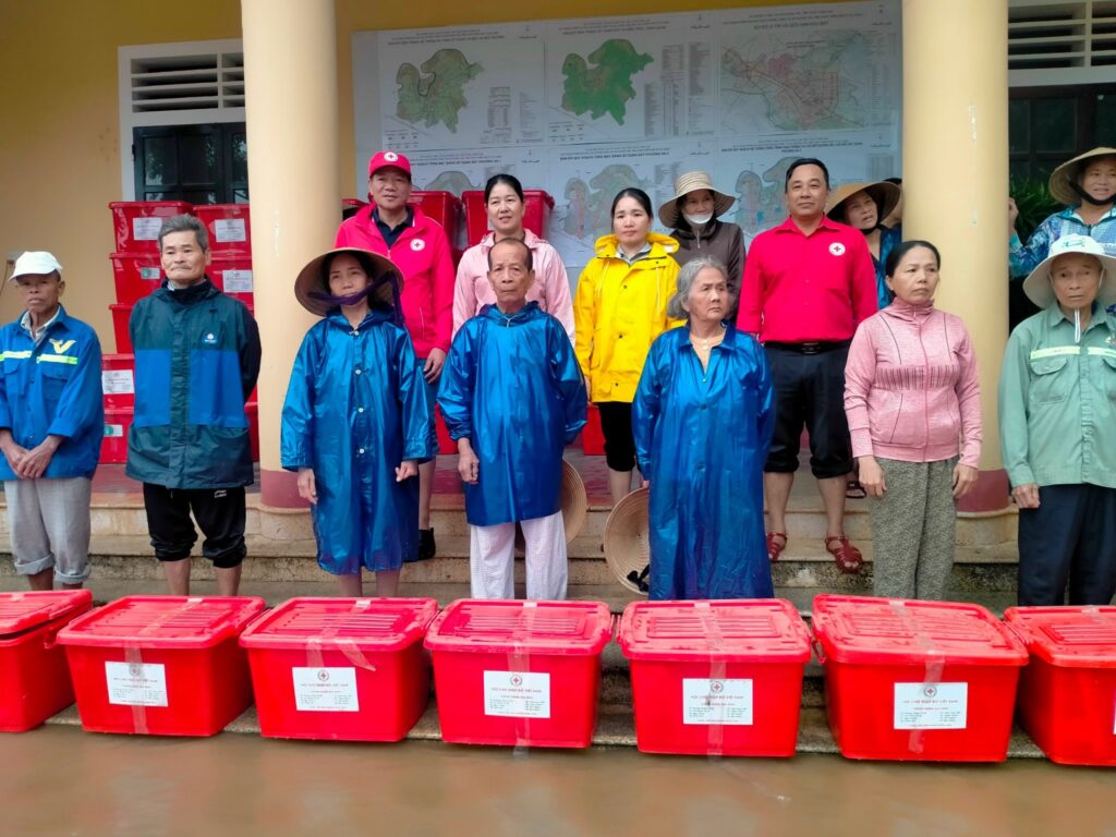 HỘI CHỮ THẬP ĐỎ VIỆT NAM