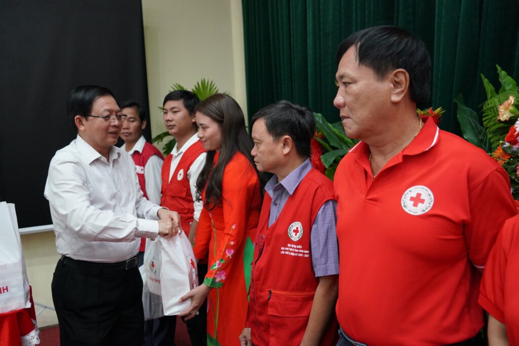 HỘI CHỮ THẬP ĐỎ VIỆT NAM