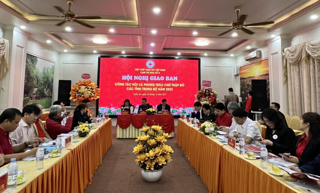 HỘI CHỮ THẬP ĐỎ VIỆT NAM