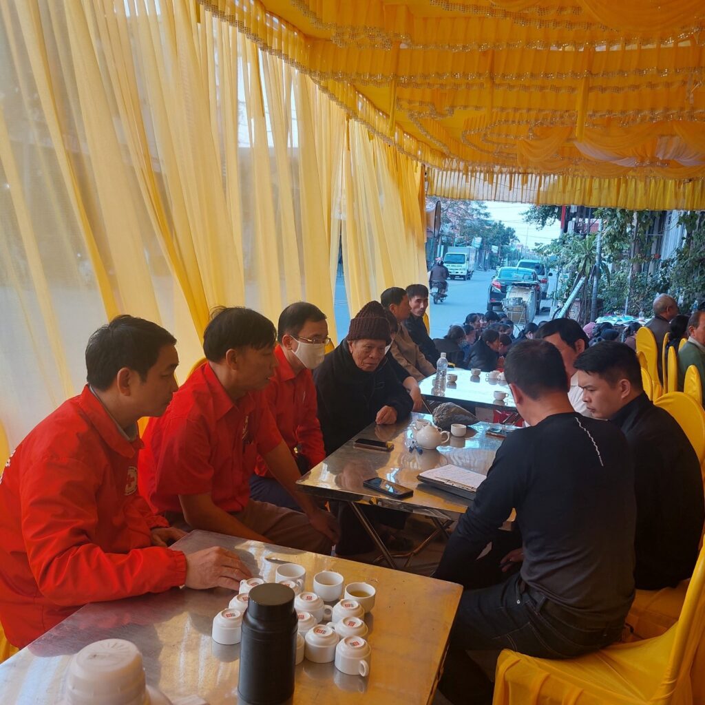 HỘI CHỮ THẬP ĐỎ VIỆT NAM