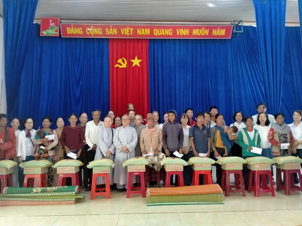 HỘI CHỮ THẬP ĐỎ VIỆT NAM