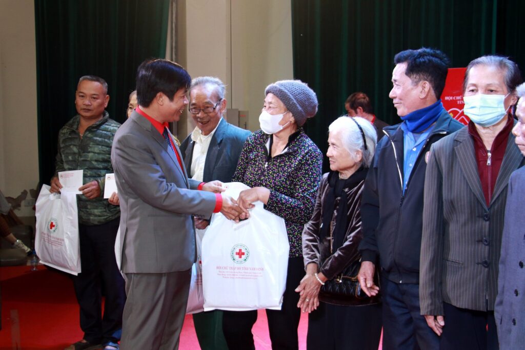 HỘI CHỮ THẬP ĐỎ VIỆT NAM