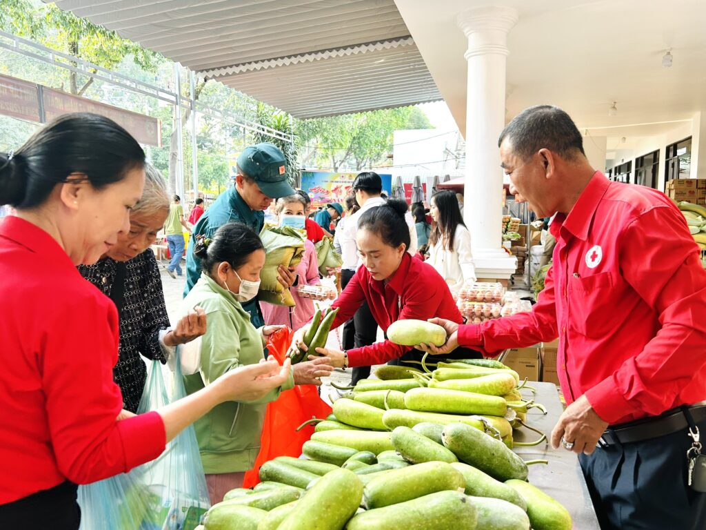 HỘI CHỮ THẬP ĐỎ VIỆT NAM